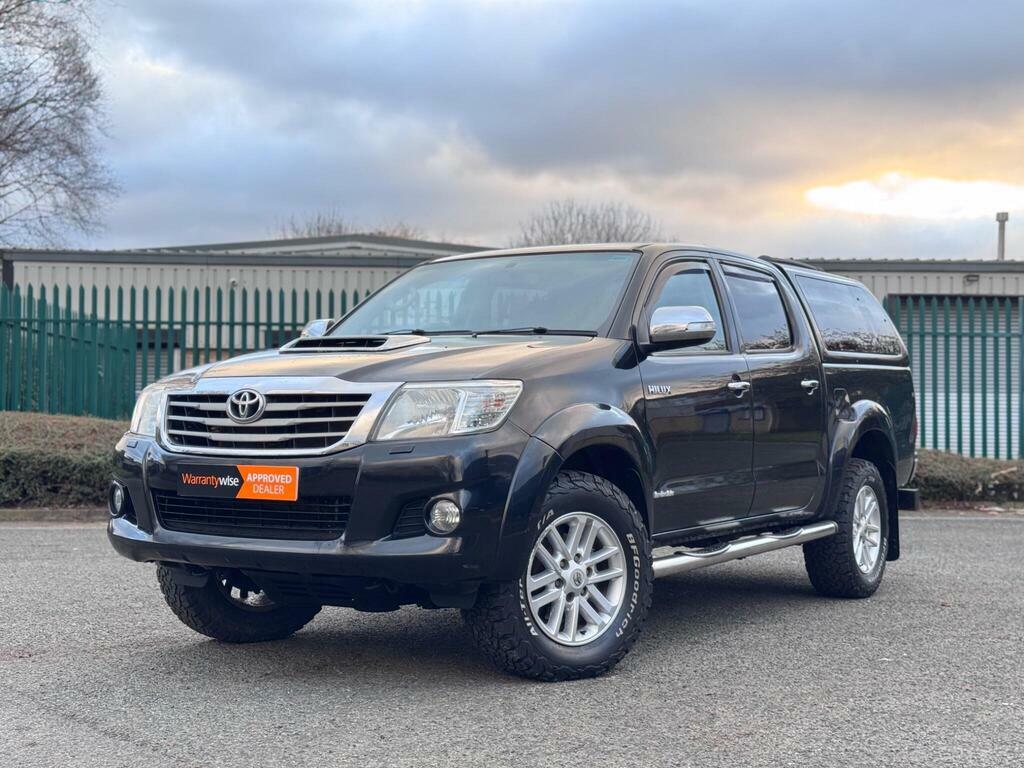 Toyota HILUX 3.0 D-4d Invincible 4Wd Black #3