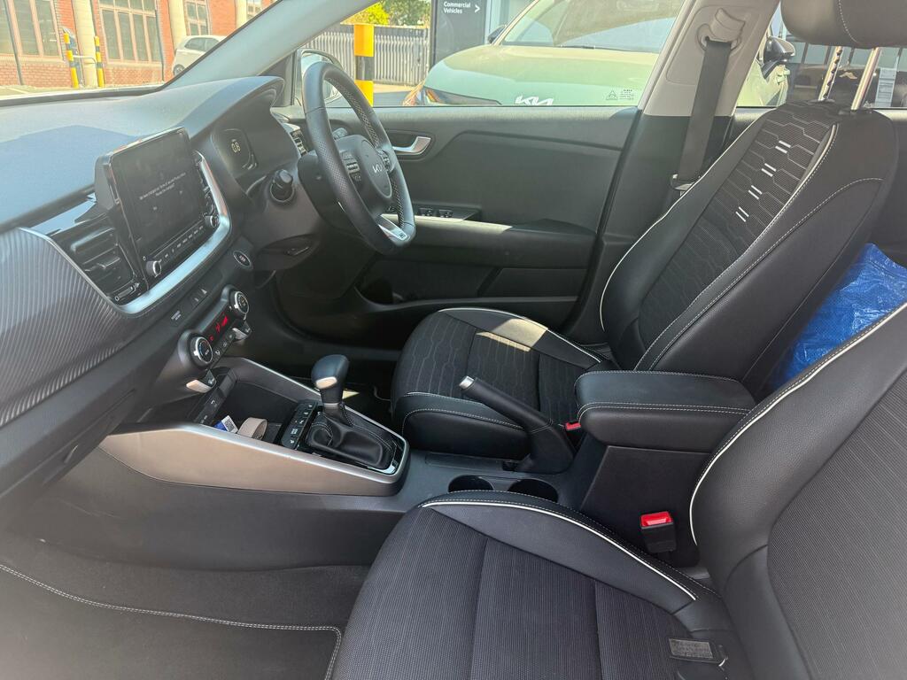 Kia Stonic 1.0 T-gdi Isg 48V Gt-line S White #5
