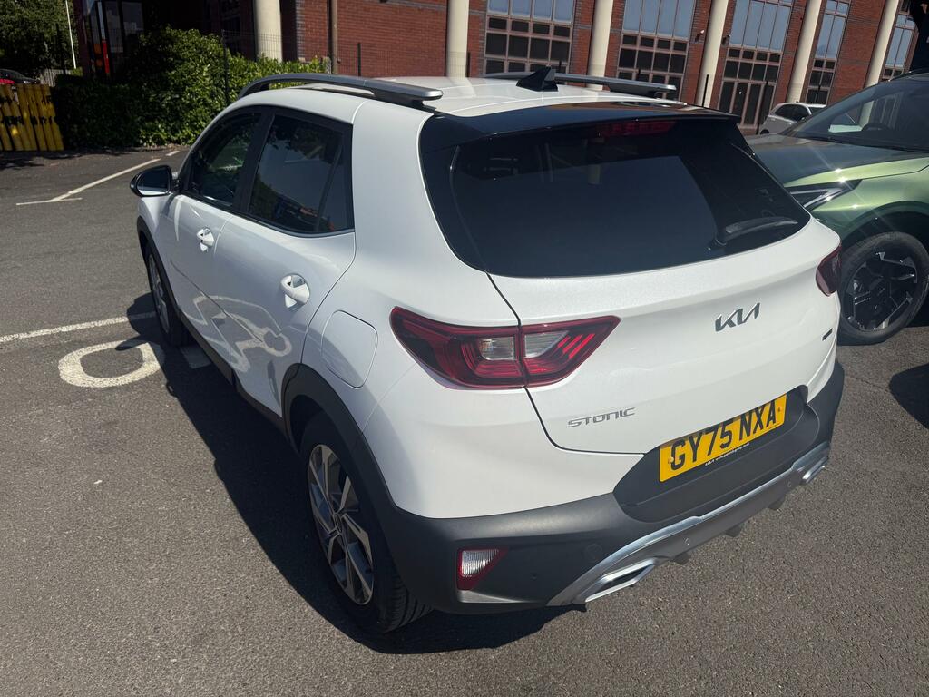 Kia Stonic 1.0 T-gdi Mhev Gt-line S Suv Hybrid Dct Black #13