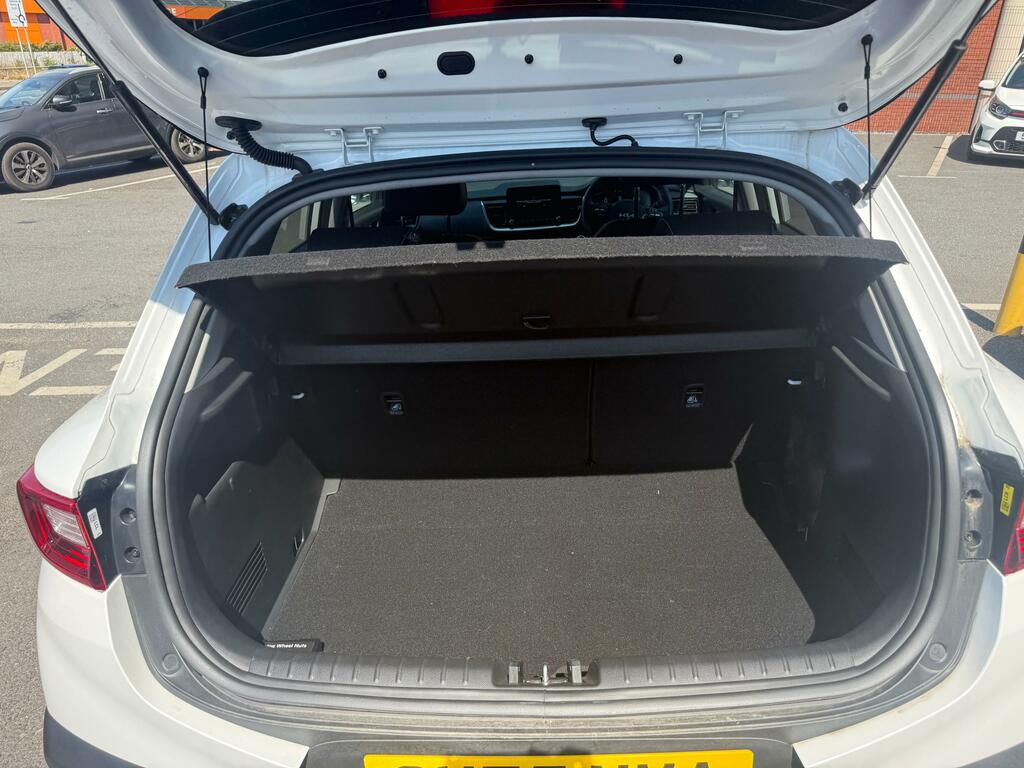 Kia Stonic 1.0 T-gdi Mhev Gt-line S Suv Hybrid Dct Black #16