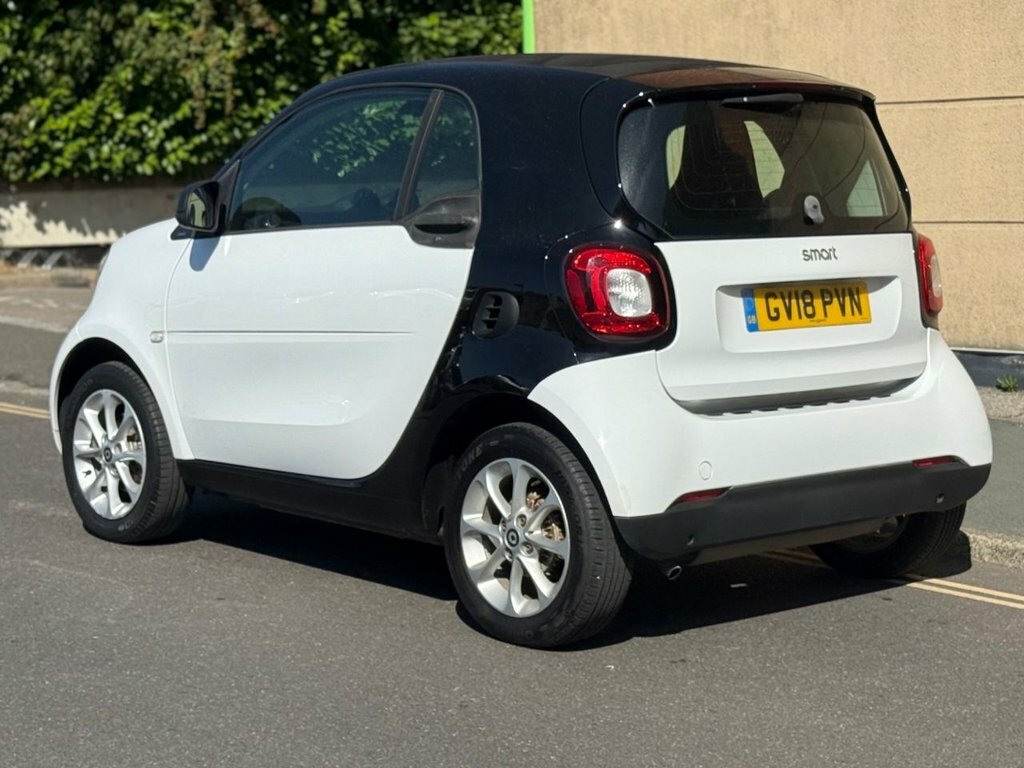 Smart Fortwo Coupe 1L Passion Black #4