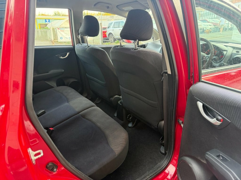 Honda Jazz 1.4 I-vtec Es Hatchback Cvt Euro 5 99 Black #9