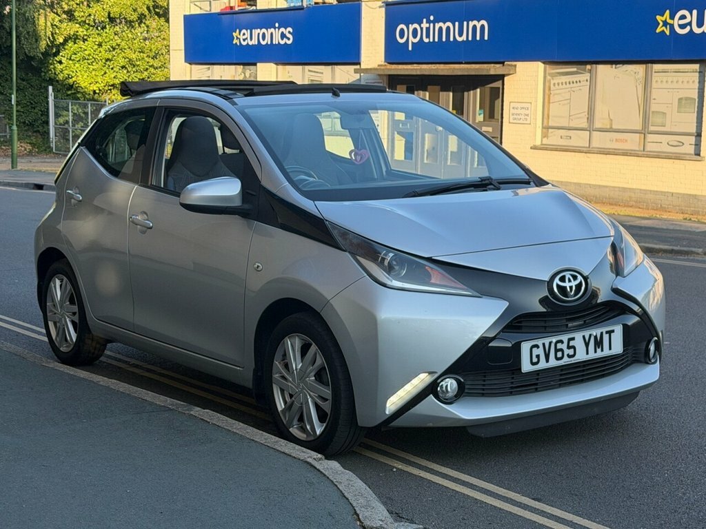 Toyota Aygo 1.0 Vvt-i X-clusiv 2 Tss Grey #2