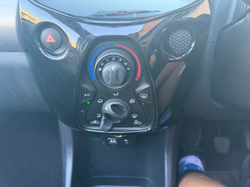Toyota Aygo 1.0 Vvt-i X-clusiv 2 Tss Grey #18