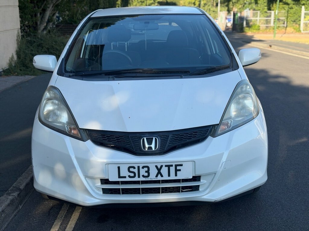 Honda Jazz 1.4L Es White #6