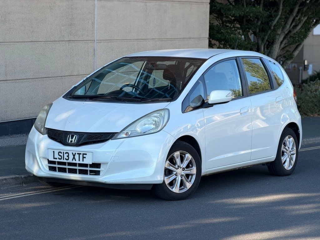Honda Jazz 1.4L Es White
