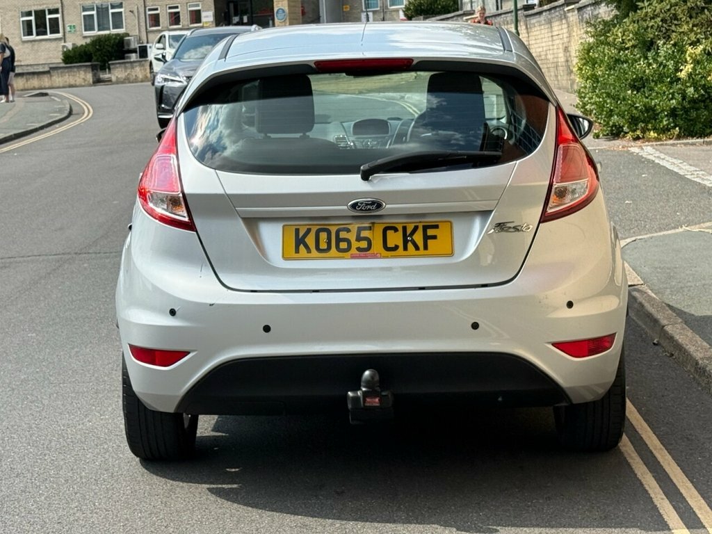Ford Fiesta 1L Zetec Silver #4