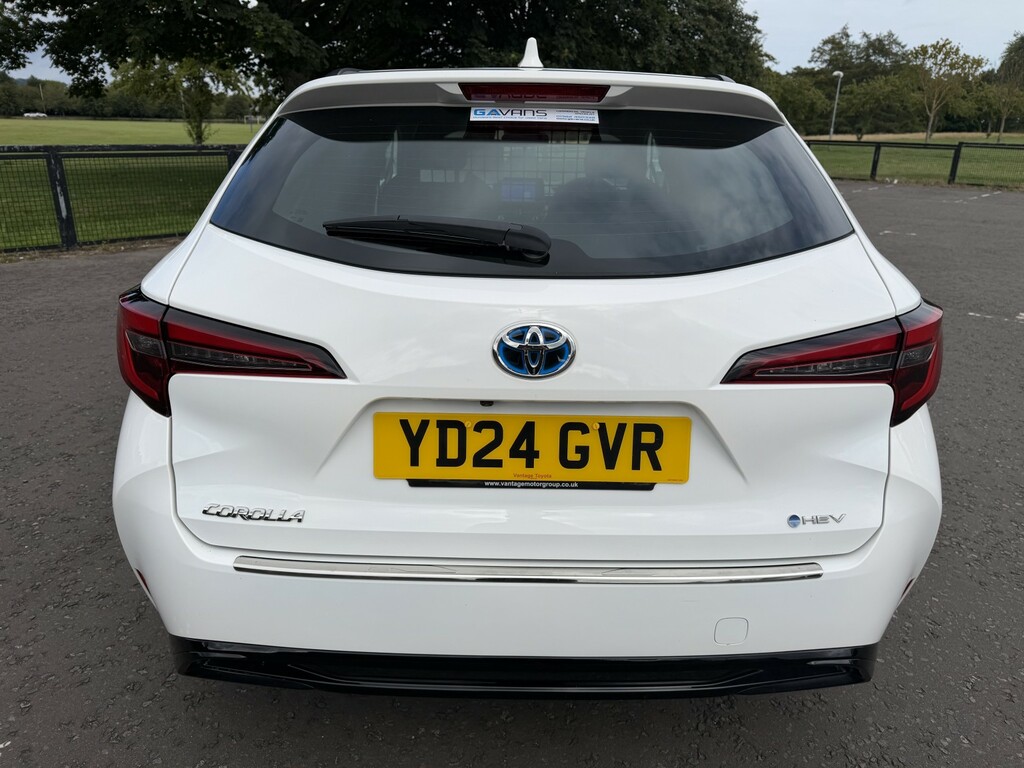 Toyota Corolla Car Derived Van 1.8 Vvt-h 202424 White #6