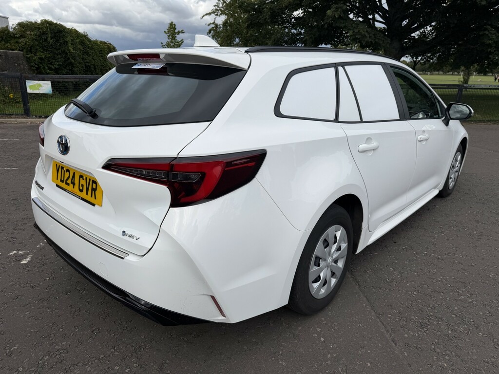 Toyota Corolla Car Derived Van 1.8 Vvt-h 202424 White #5