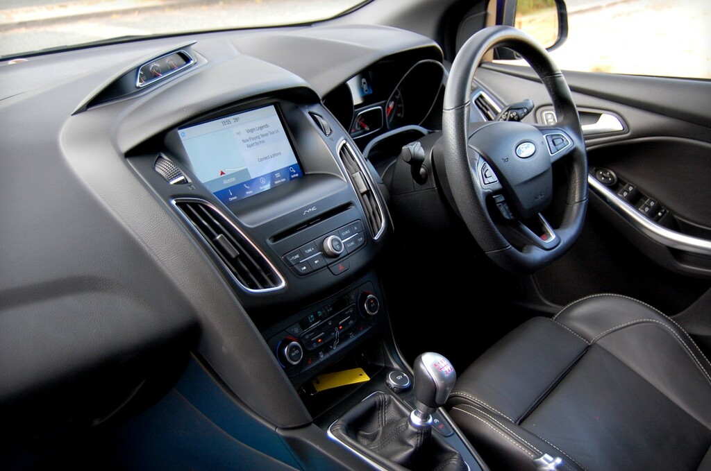 Ford Focus St-3 2.0 Ecoboost - Rare Estate Model - 27 800 Mil Blue #3