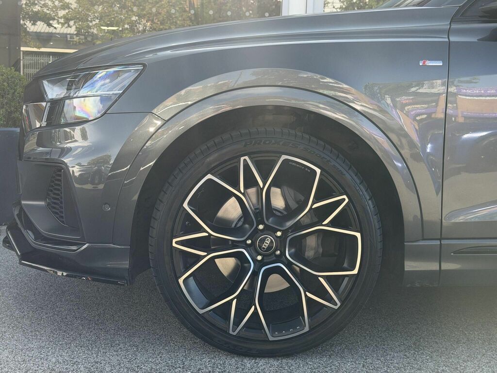 Audi Q8 3.0 Tfsi V6 55 Black Edition Suv Tiptro DP22SNX Grey #3