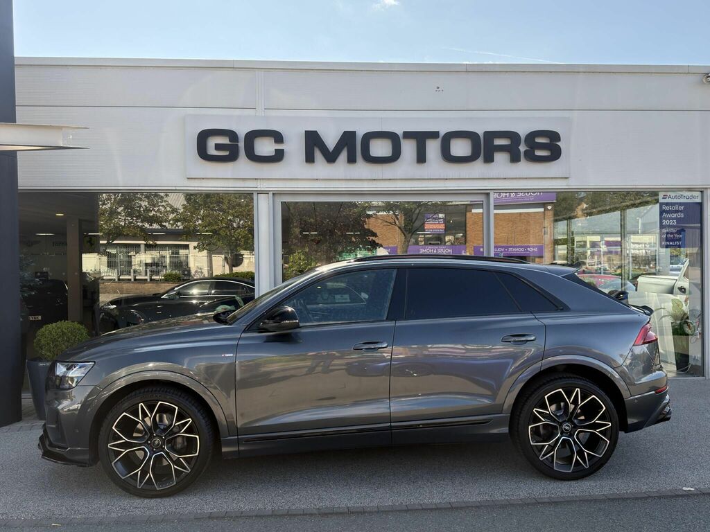 Audi Q8 3.0 Tfsi V6 55 Black Edition Suv Tiptro DP22SNX Grey #4