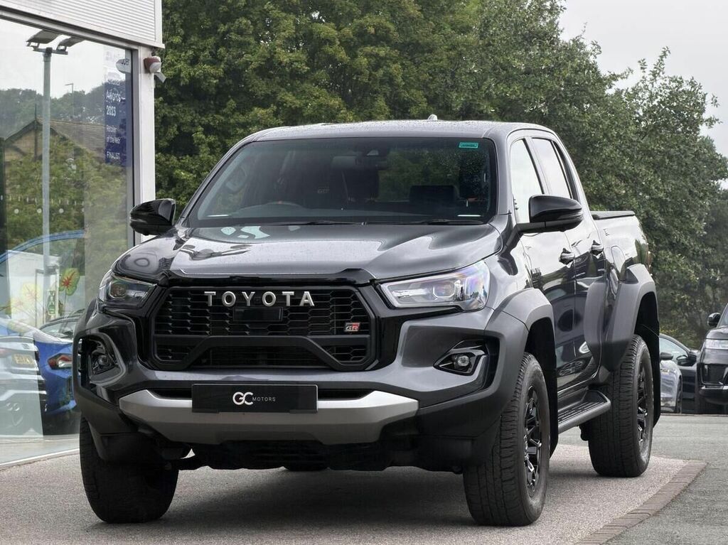 Toyota HILUX 2.8 D-4d Gr Sport II Pickup Double Cab Grey
