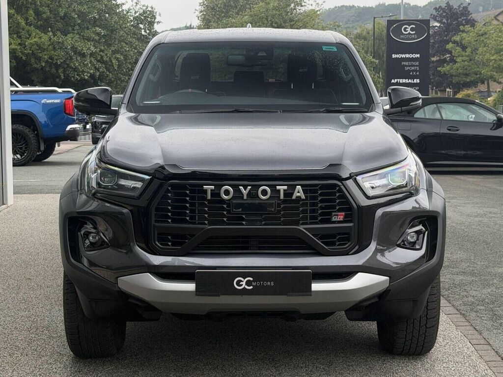 Toyota HILUX 2.8 D-4d Gr Sport II Pickup Double Cab Grey #2