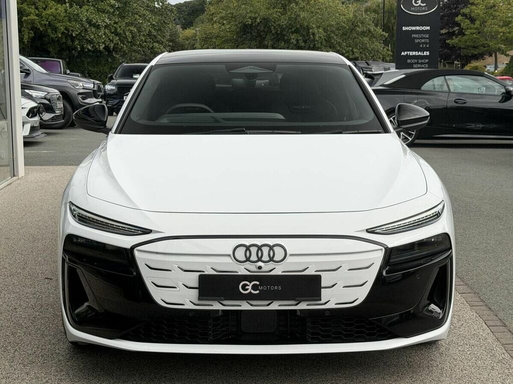 Audi E-tron 100Kwh Edition 1 Hatchback Quatt White #2
