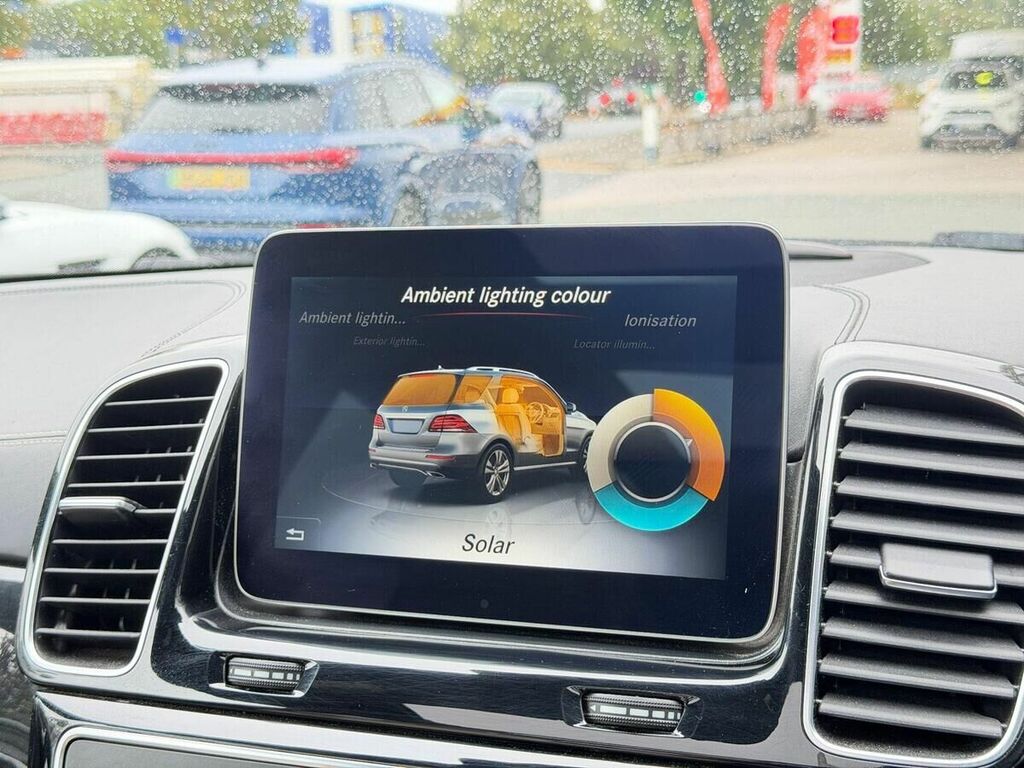 Mercedes-Benz GLE Class 350D 4Matic Amg Line 9G-tronic Blue #36