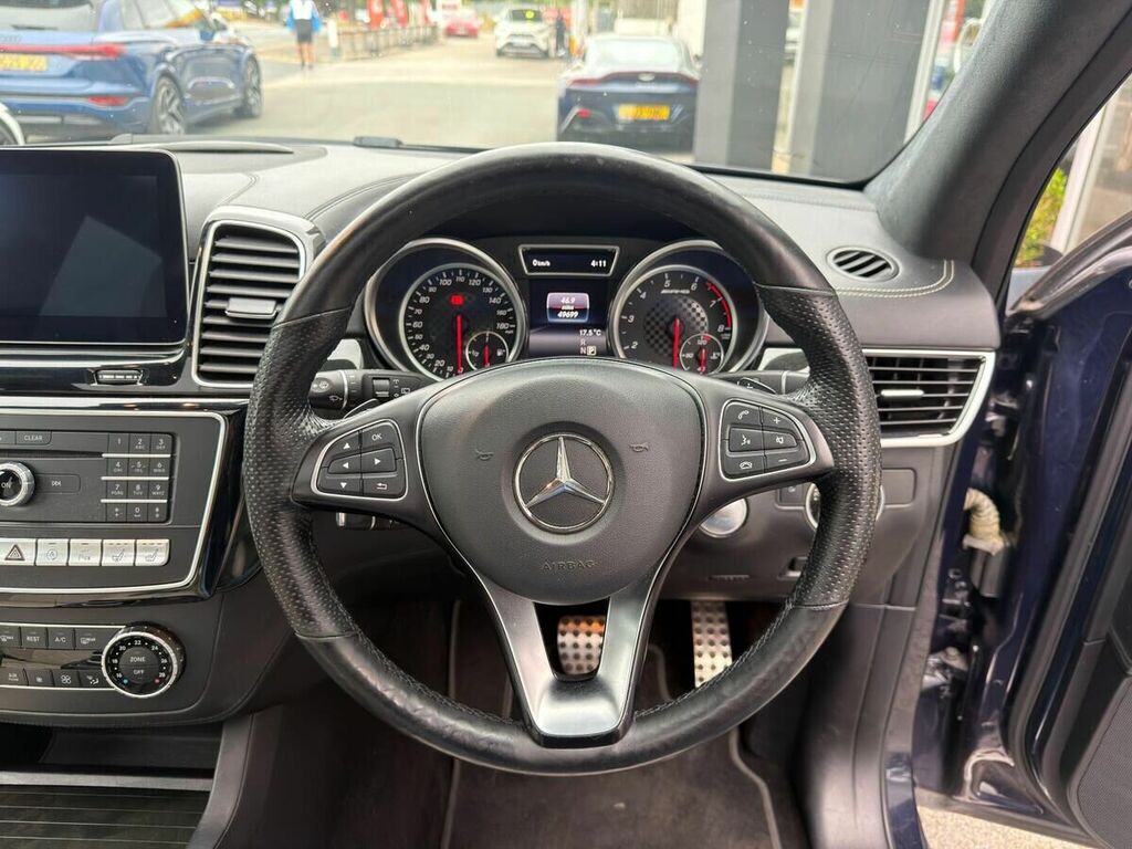Mercedes-Benz GLE Class 350D 4Matic Amg Line 9G-tronic Blue #23