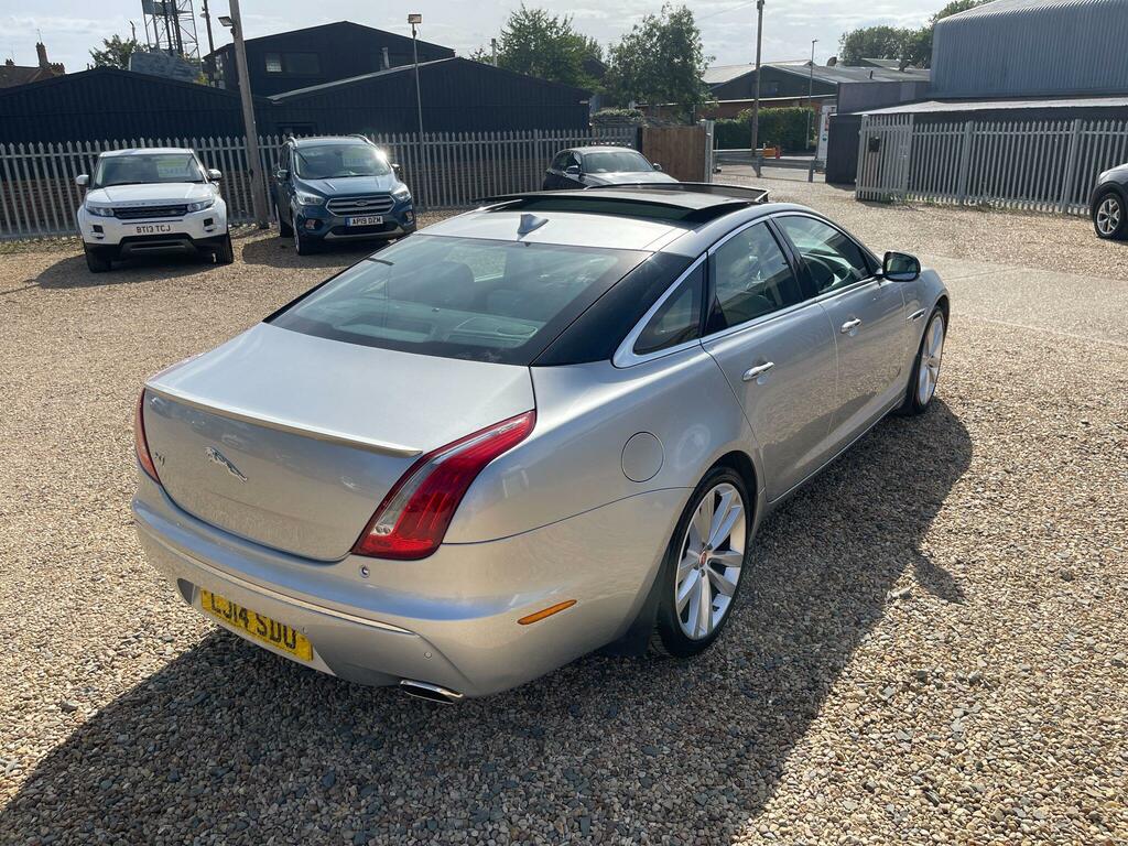 Jaguar XJ Saloon 3.0D V6 Portfolio Euro 5 Ss 20 Black #24