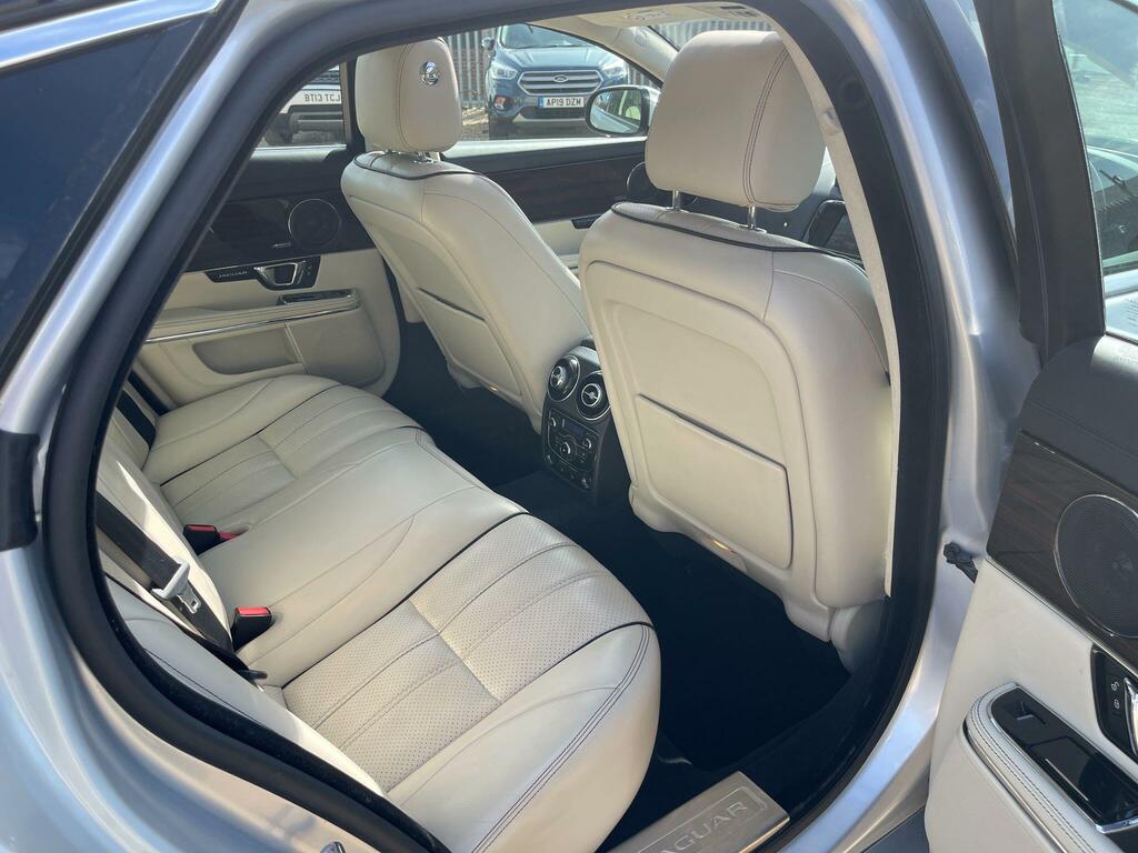 Jaguar XJ Saloon 3.0D V6 Portfolio Euro 5 Ss 20 Black #13