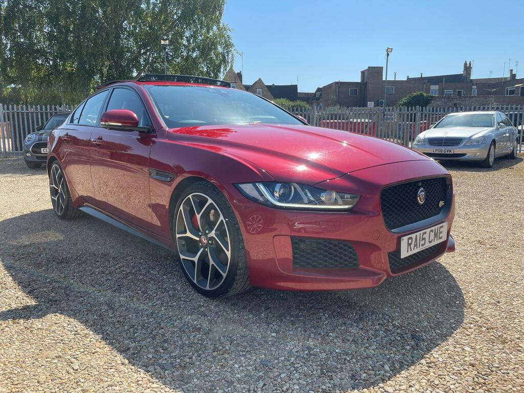 Jaguar XE 3.0 V6 S Euro 6 Ss Red