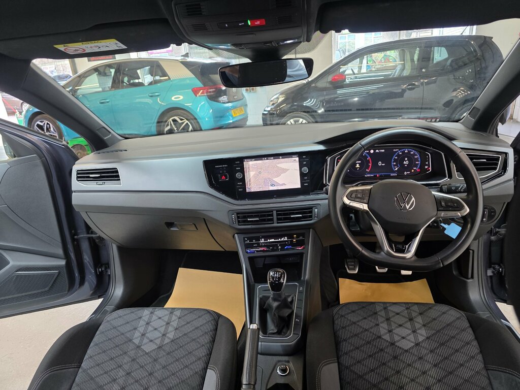 Volkswagen Polo 1.0 Tsi R-line Hatchback Euro 6 VA72DTZ Grey #6