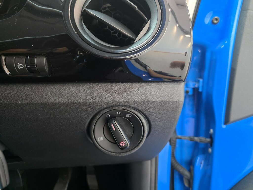 Volkswagen Up 3dr Manual Petrol Hatchback Black #44