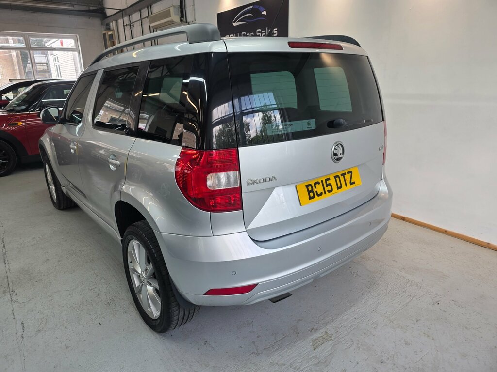 Skoda Yeti 1.2 Tsi Se Suv Euro 6 Ss 110 Silver #6