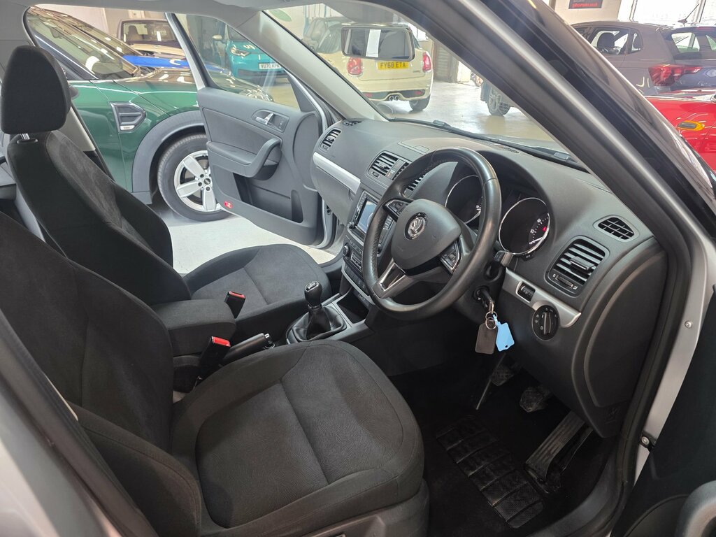 Skoda Yeti 1.2 Tsi Se Suv Euro 6 Ss 110 Silver #2