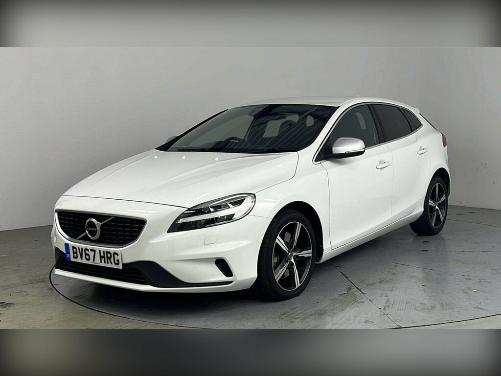 Volvo V40 1.5 T3 R-design Nav Plus Hatchback White