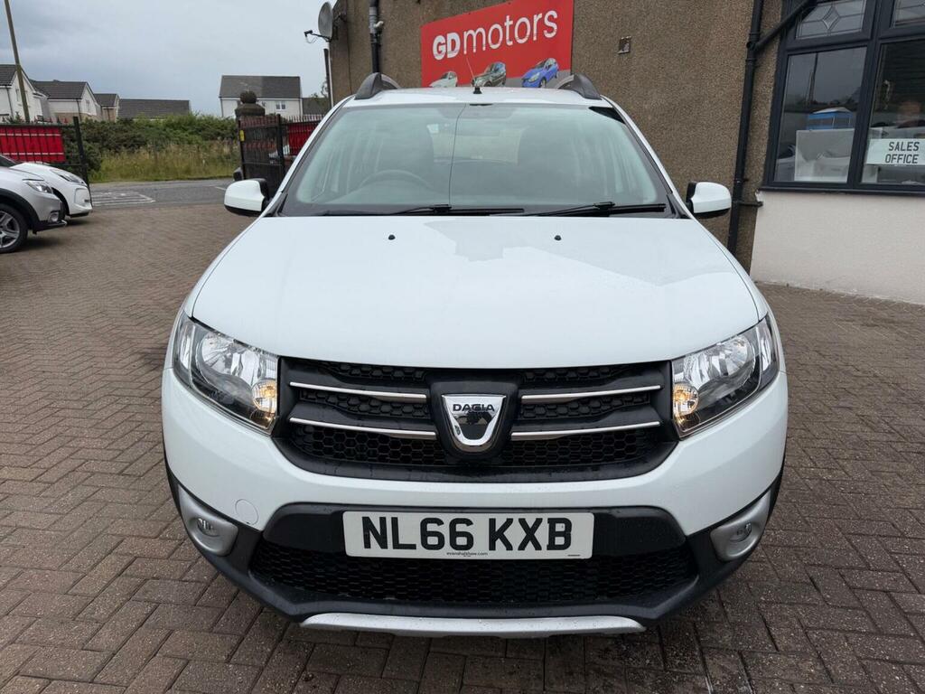 Dacia Sandero Stepway 0.9 Tce Laureate Euro 6 Ss White #3