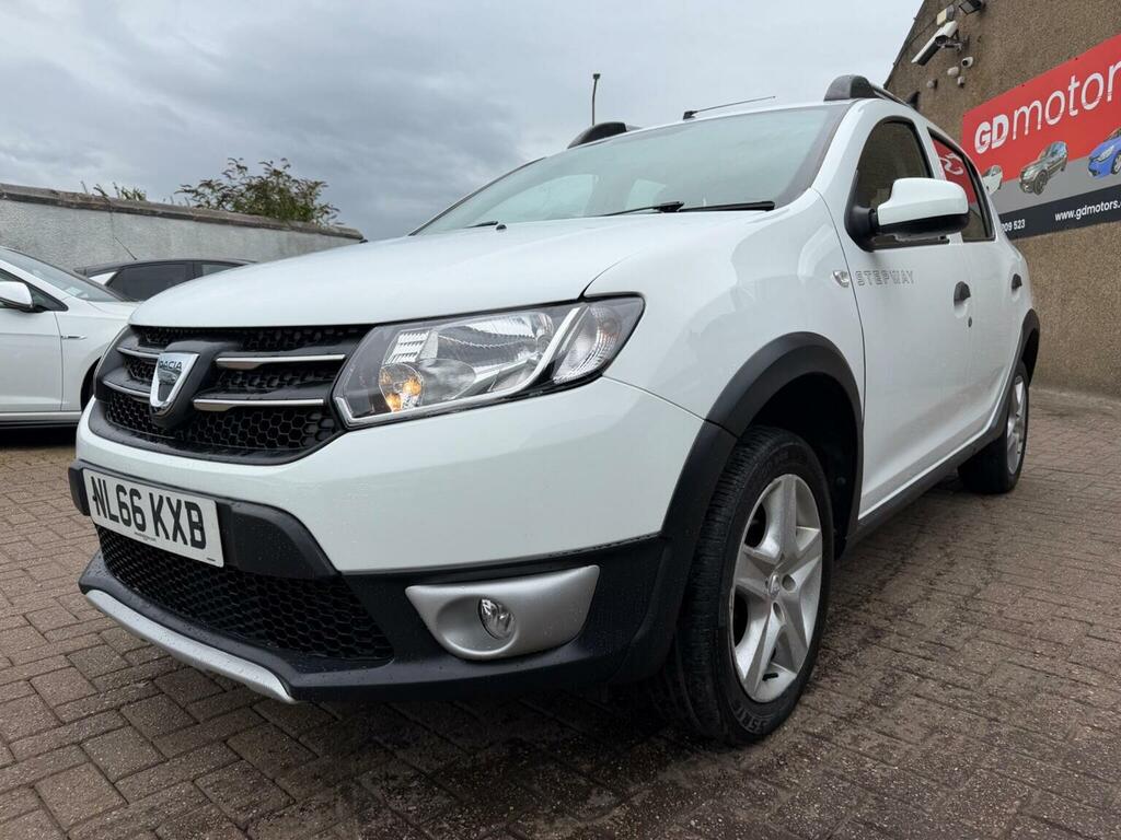 Dacia Sandero Stepway 0.9 Tce Laureate Euro 6 Ss White #4