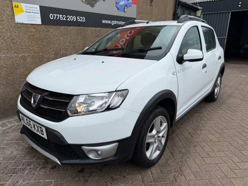 Dacia Sandero Stepway 0.9 Tce Laureate Euro 6 Ss White