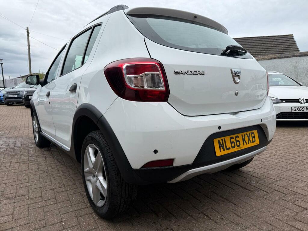 Dacia Sandero Stepway 0.9 Tce Laureate Euro 6 Ss White #5
