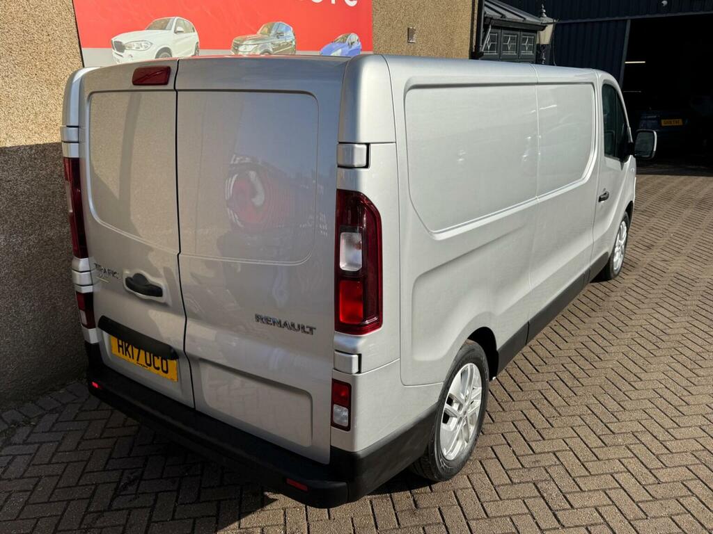 Renault Trafic 1.6 Dci 29 Sport Nav Lwb Standard Roof Euro 6 Silver #3