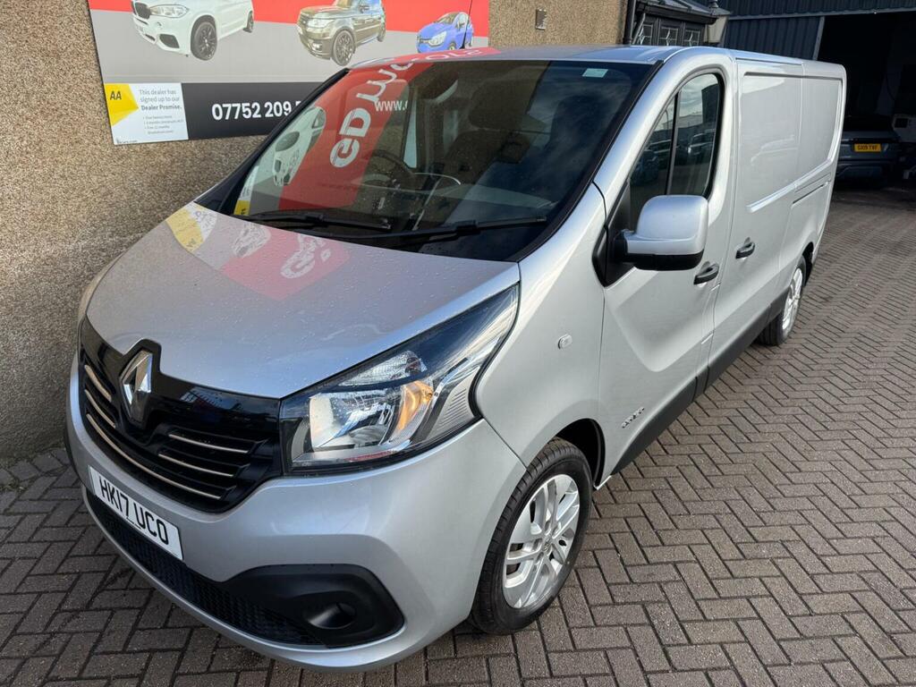 Renault Trafic 1.6 Dci 29 Sport Nav Lwb Standard Roof Euro 6 Silver