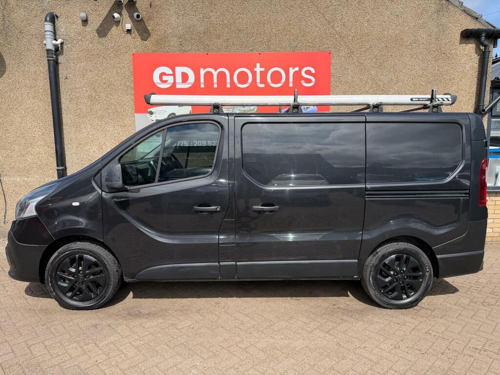 Renault Trafic 1.6 Dci 27 Business Swb Standard Roof Euro 5 Black #4