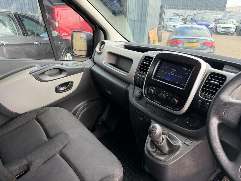 Renault Trafic 1.6 Dci 27 Business Swb Standard Roof Euro 5 Black #5