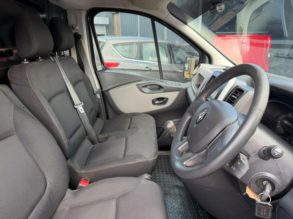 Renault Trafic 1.6 Dci 27 Business Swb Standard Roof Euro 5 Black #6