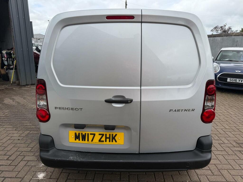 Peugeot Partner 850 1.6 Bluehdi 100 Professional Van Non S #11