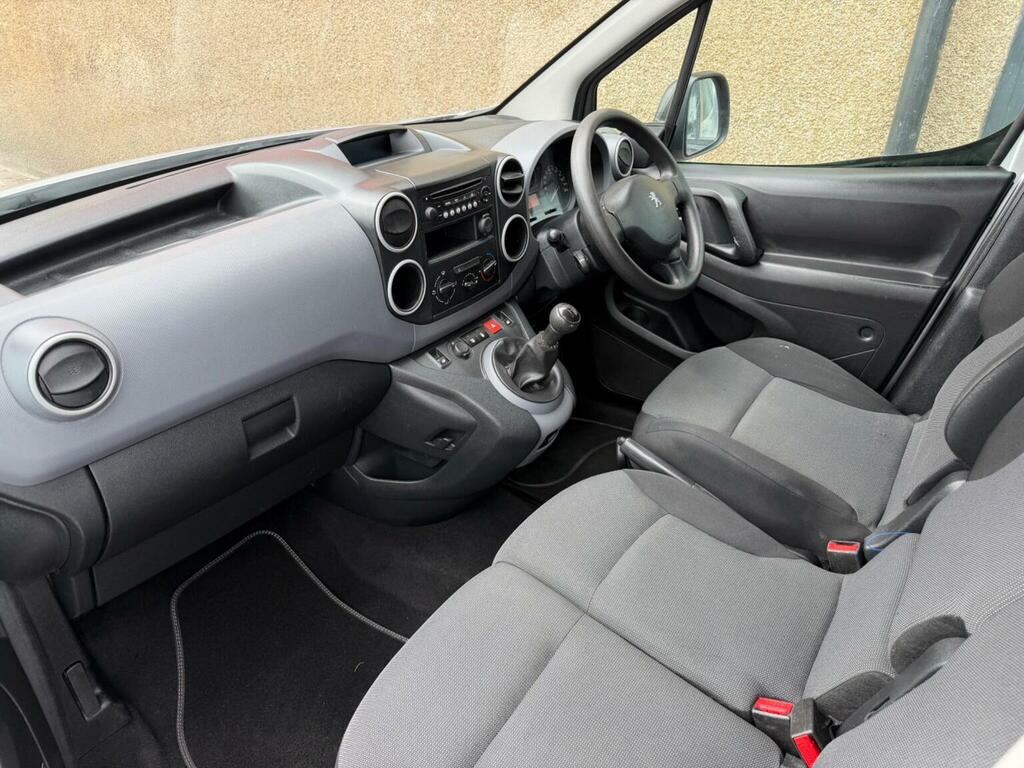 Peugeot Partner 850 1.6 Bluehdi 100 Professional Van Non S #20