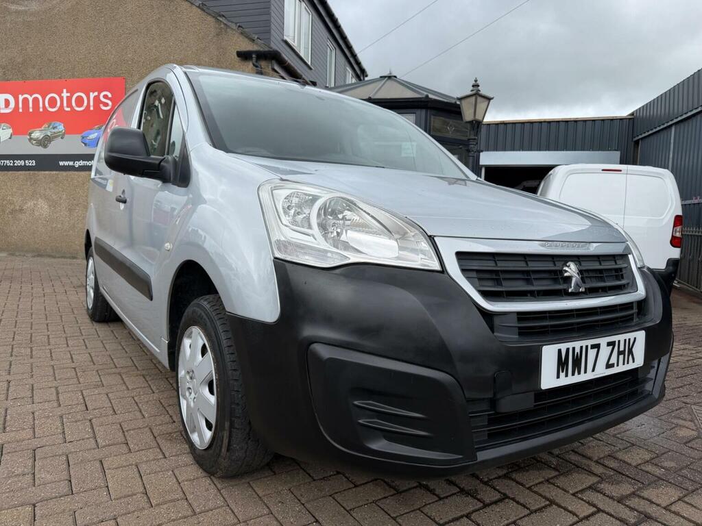 Peugeot Partner 850 1.6 Bluehdi 100 Professional Van Non S #9