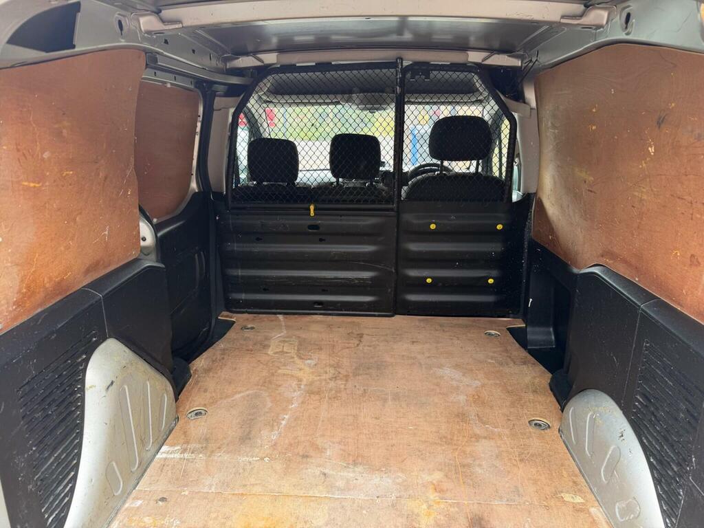 Peugeot Partner 850 1.6 Bluehdi 100 Professional Van Non S #21