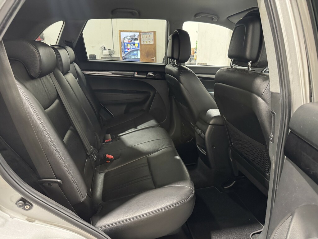 Kia Sorento 2.2 Crdi Kx-3 Suv Awd Euro 5 194 White #46