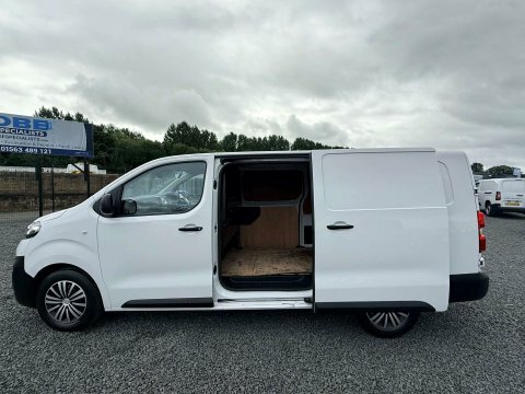 Vauxhall Vivaro 1.5 Vivaro F2900 DP23WNR White #5