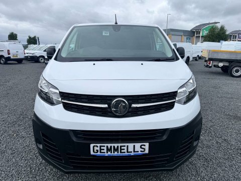 Vauxhall Vivaro 1.5 Vivaro F2900 DP23WNR White #2