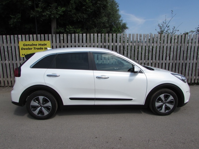 Kia Niro 2 PN17XPR White #2