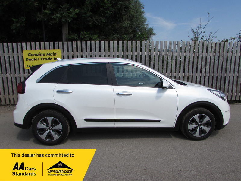 Kia Niro 2 PN17XPR White #4