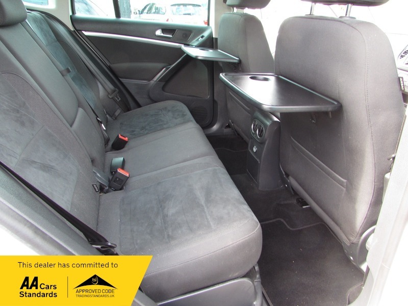 Volkswagen Tiguan Match Tdi Bluemotion Technology AF15FTU White #3
