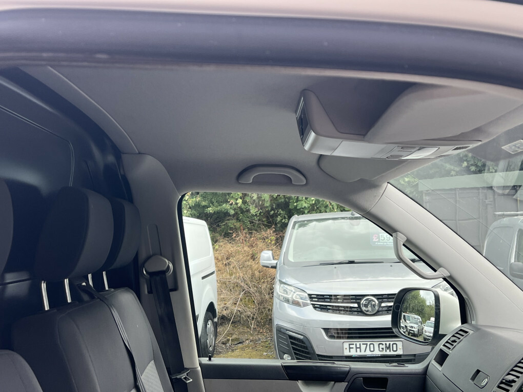 Volkswagen Transporter T30 Tdi Pv Highline Bmt Beige #10
