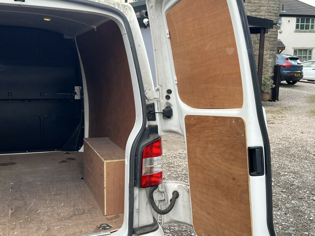 Volkswagen Transporter T30 Tdi Pv Highline Bmt Beige #15